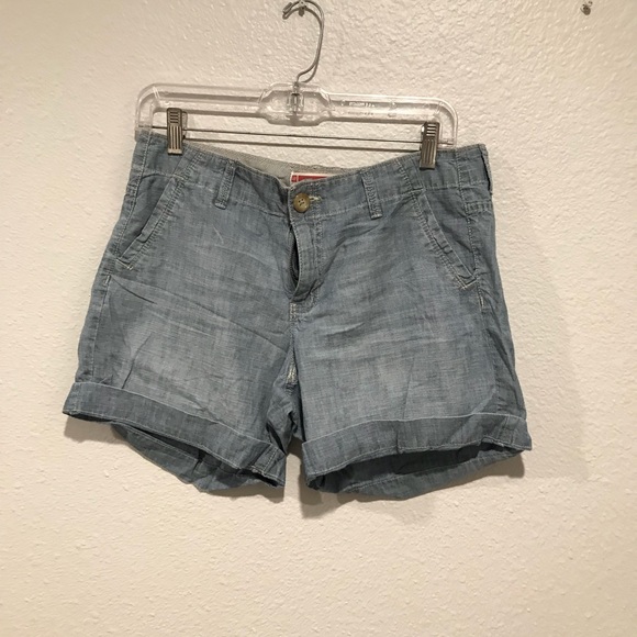 Denim gap shorts! - Picture 4 of 7